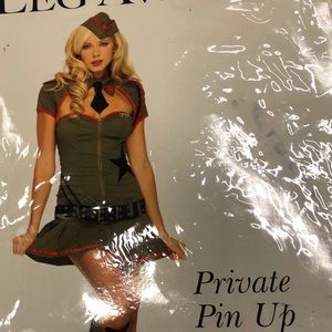 Leg Ave pilot costume